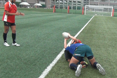 �@�������Ƀ{�[�����p�X����