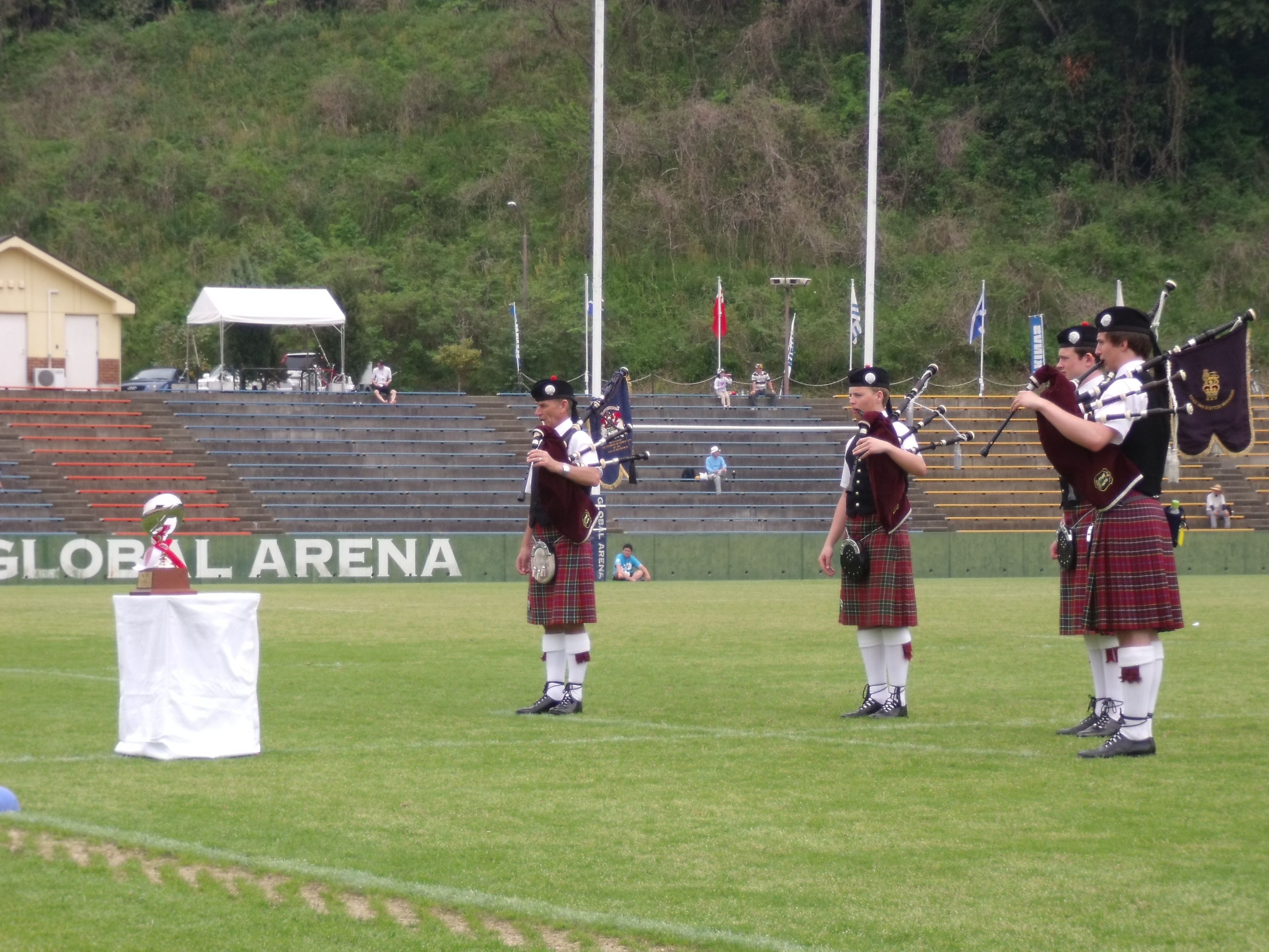 �T�j�b�N�X���[���h���[�X